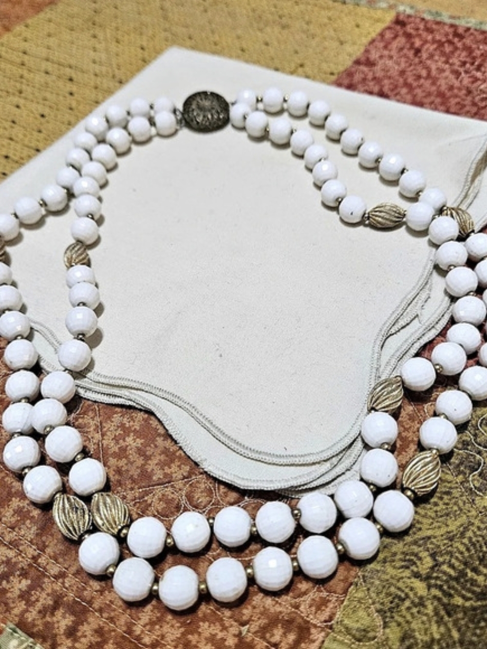 Vintage Double-strand White faceted Bead Gold-tone Ribbed spacer beads Necklace